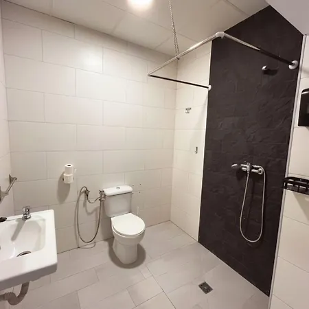 בית הארחה Pompeya 3*